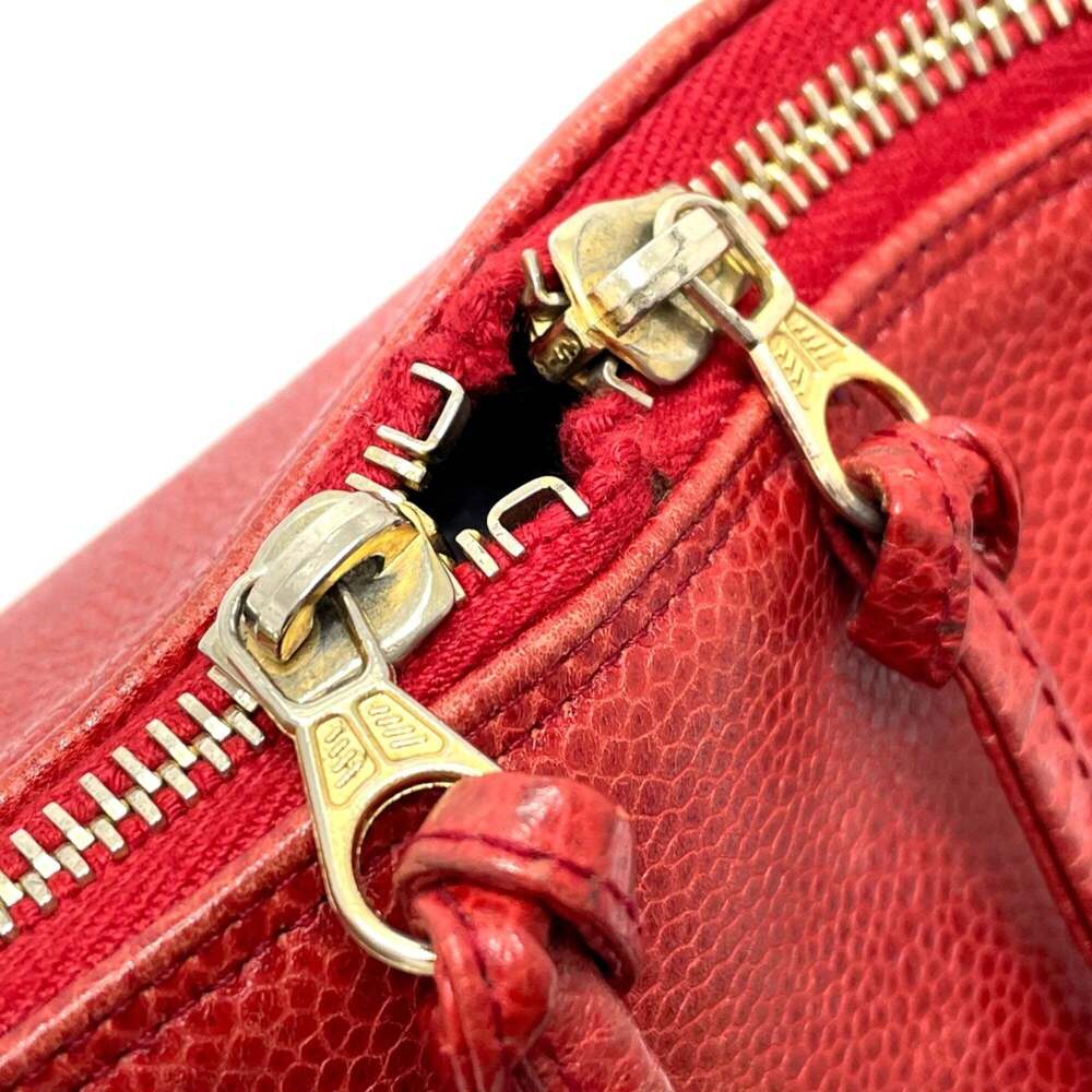 CHANEL Shoulder Bag - Picture 8 of 13